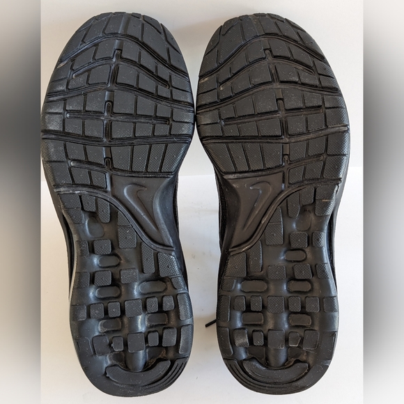 Nike Women's Max Dynasty 2 - Picture 9 of 13